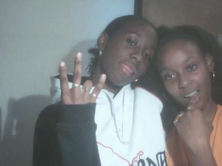 Ti coulis et La Little sysy !!!!